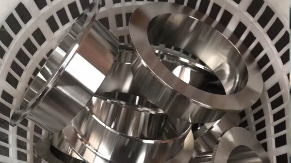 不銹鋼管件如何保養？