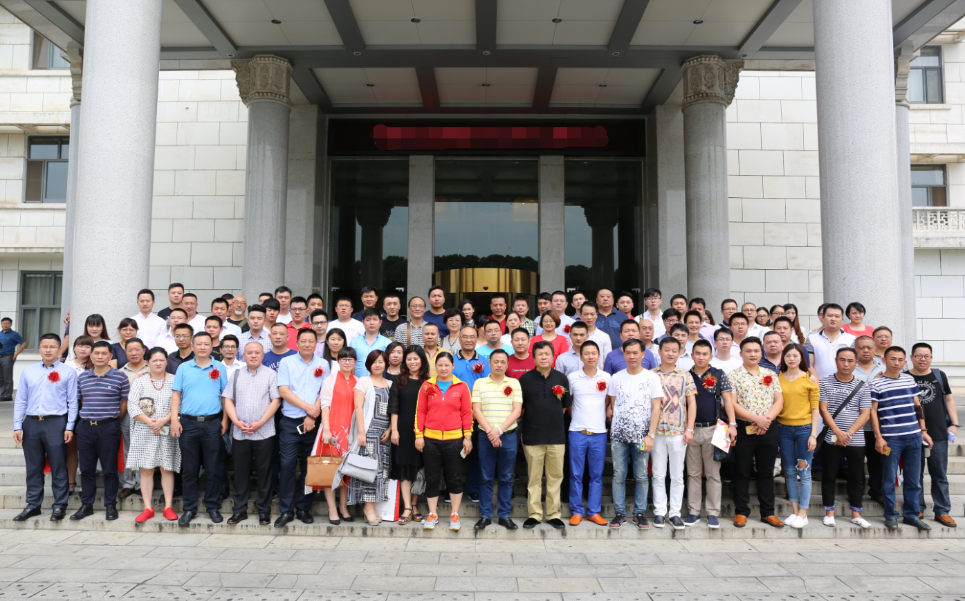 《郵市天下》高峰論壇　大咖齊聚頂峰論“郵”